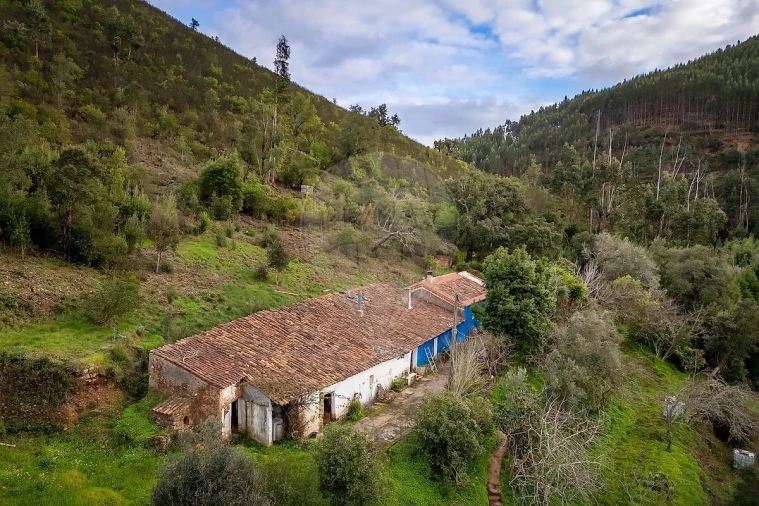 Moradia T4 para Venda em Monchique