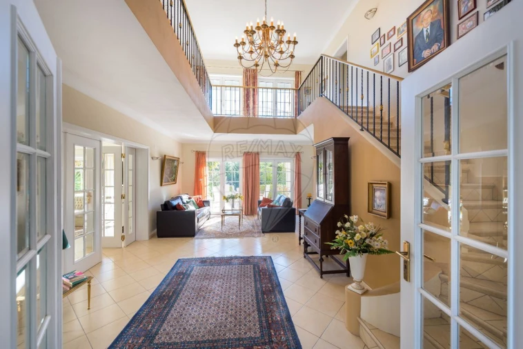 Moradia T4 para Venda em Luz Foto 4