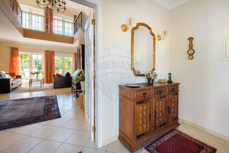 Moradia T4 para Venda em Luz Foto 3