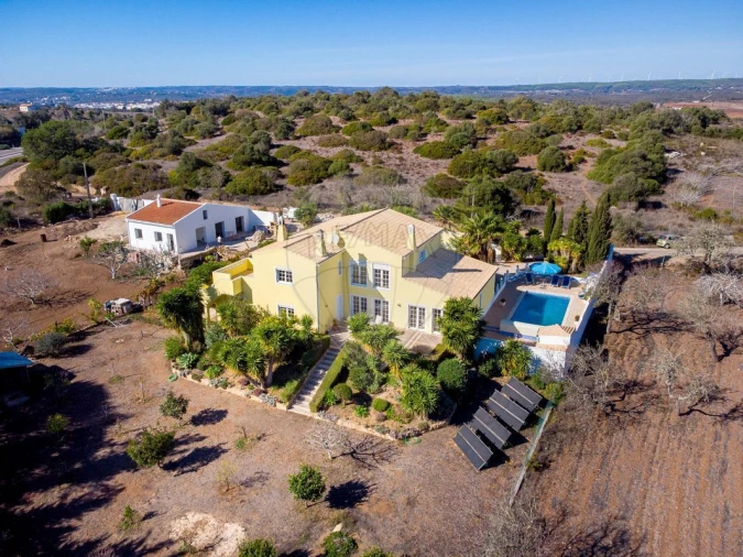 Moradia T4 para Venda em Luz Foto 2