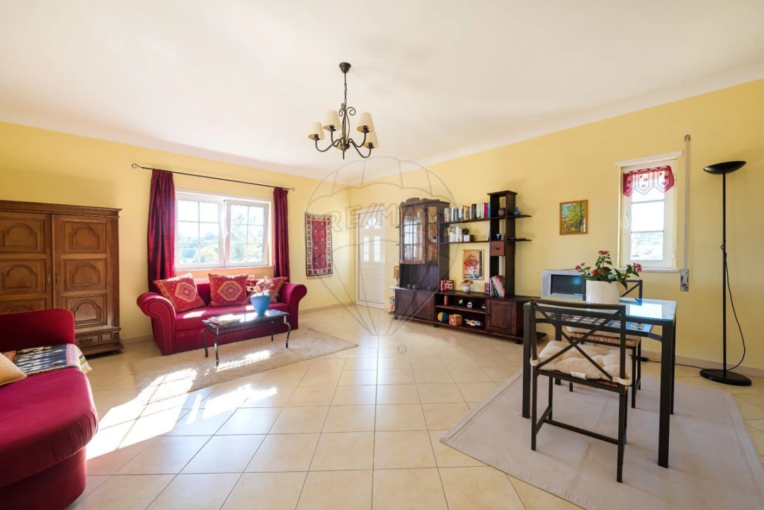 Moradia T4 para Venda em Luz Foto 20