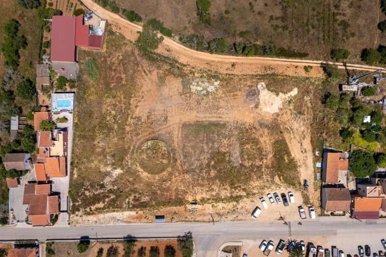 Terreno para Venda em Luz Foto 3