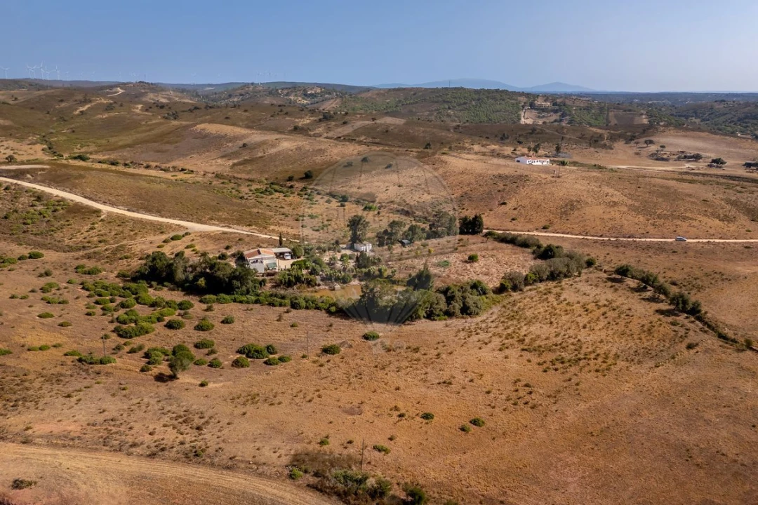 Terreno para Venda em Budens Foto 2