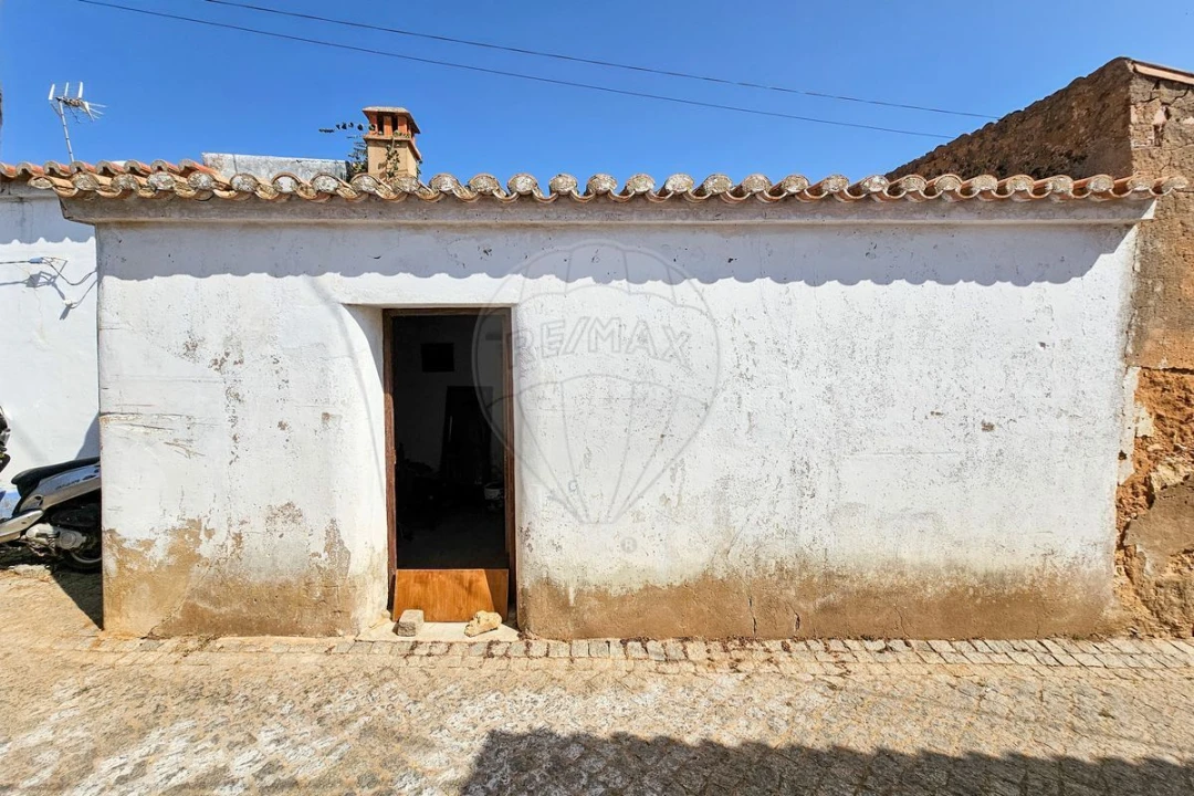 Moradia T2 para Venda em Barão de São Miguel Foto 1