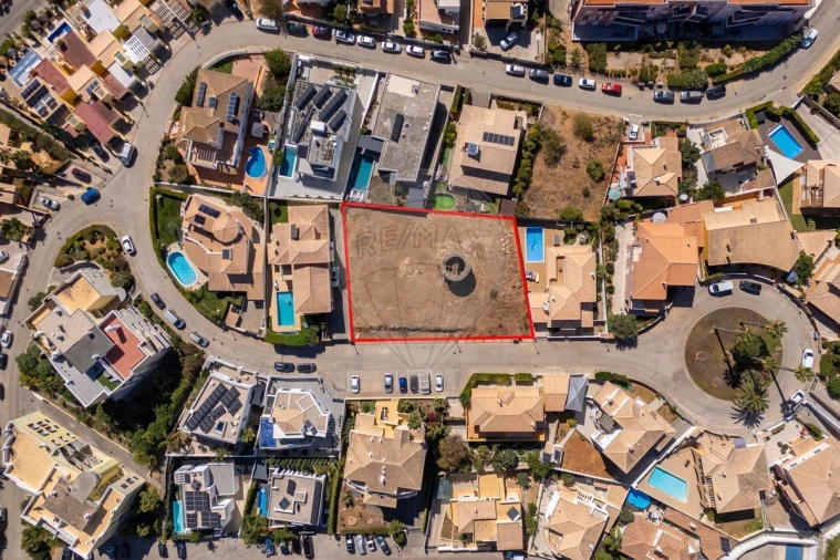 Terreno para Venda em Lagos (São Sebastião e Santa Maria) Foto 3