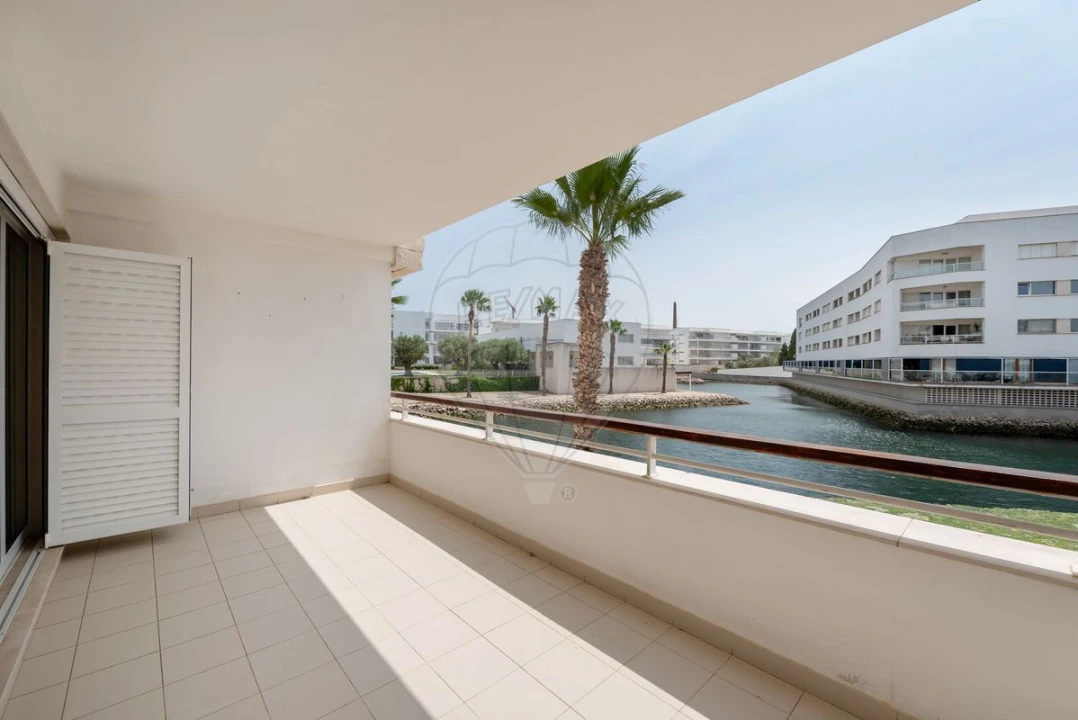 Apartamento T2 para Venda em Lagos (São Sebastião e Santa Maria) Foto 8