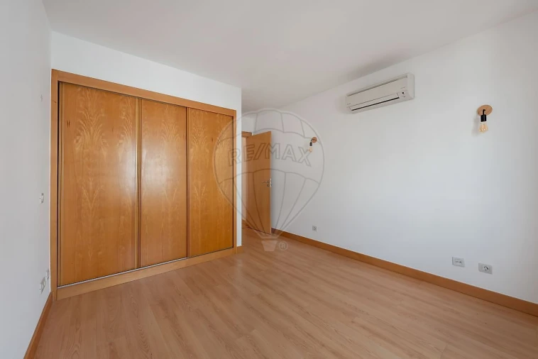Apartamento T2 para Venda em Lagos (São Sebastião e Santa Maria) Foto 18