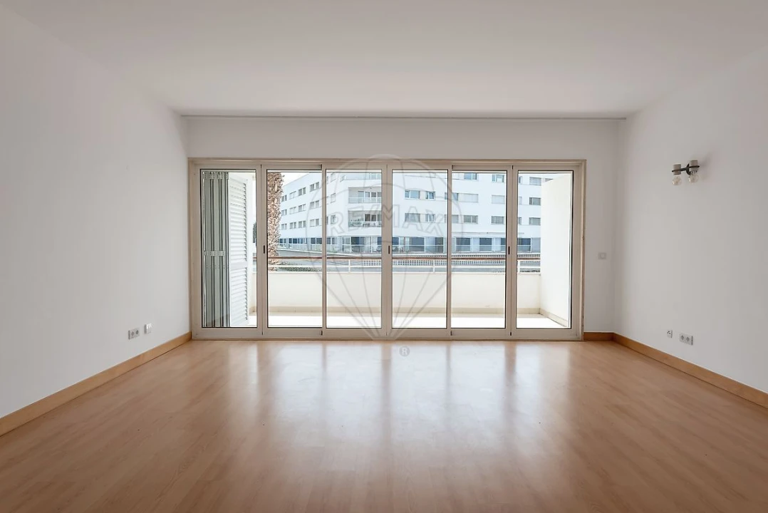 Apartamento T2 para Venda em Lagos (São Sebastião e Santa Maria) Foto 7