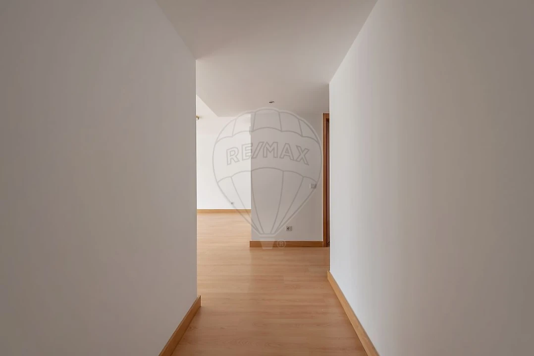 Apartamento T2 para Venda em Lagos (São Sebastião e Santa Maria) Foto 4