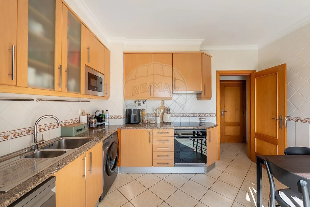 Apartamento T3 para Venda em Odiaxere Foto 5