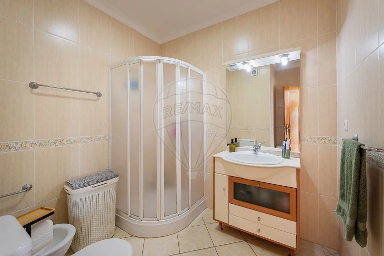 Apartamento T3 para Venda em Odiaxere Foto 11