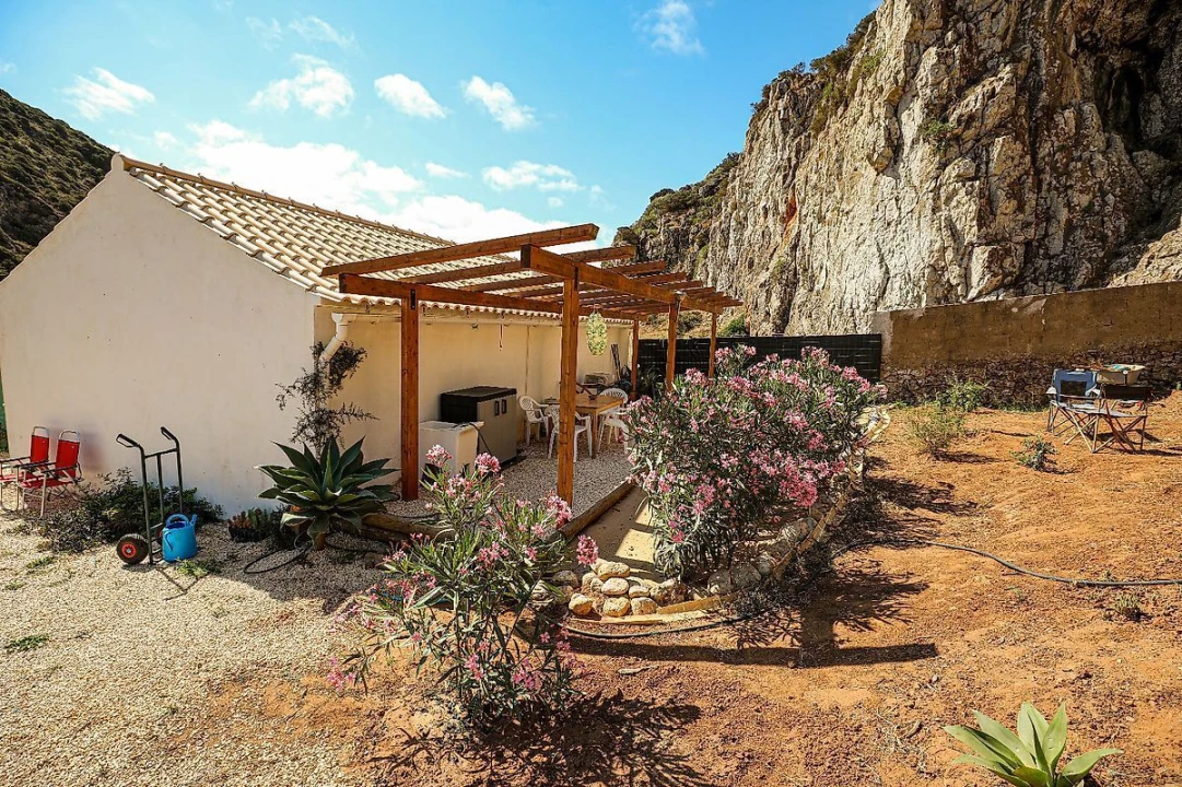 Moradia T2 para Venda em Vila do Bispo e Raposeira Foto 16