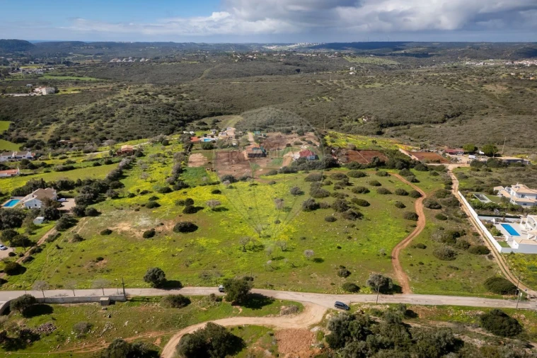 Terreno para Venda em Luz Foto 2