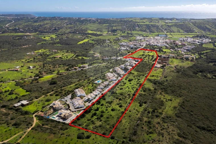 Terreno para Venda em Luz