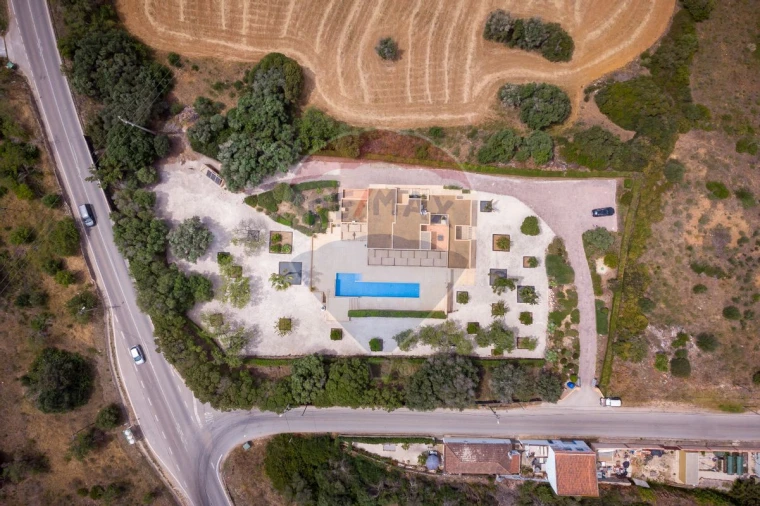 Moradia T5 para Venda em Lagos (São Sebastião e Santa Maria) Foto 30