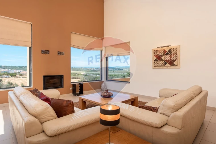 Moradia T5 para Venda em Lagos (São Sebastião e Santa Maria) Foto 7