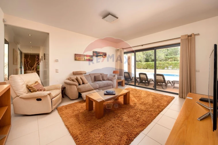 Moradia T5 para Venda em Lagos (São Sebastião e Santa Maria) Foto 10