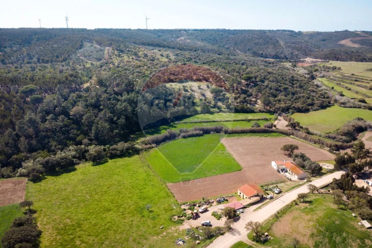 Moradia T2 para Venda em Budens Foto 18