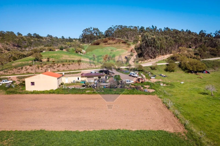 Moradia T2 para Venda em Budens Foto 17