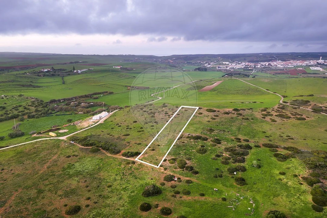 Terreno para Venda em Vila do Bispo e Raposeira Foto 2