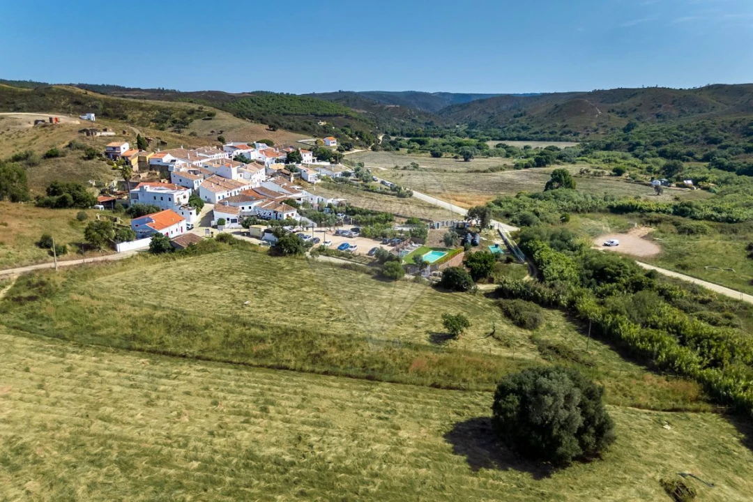Terreno para Venda em Vila do Bispo e Raposeira Foto 4
