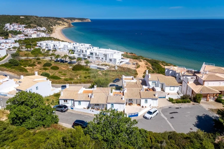 Terreno para Venda em Budens Foto 4