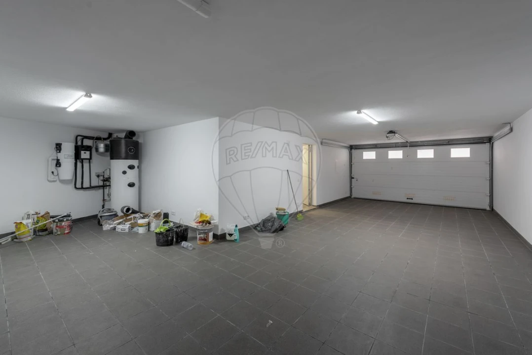 Moradia T4 para Venda em Lagos (São Sebastião e Santa Maria) Foto 26