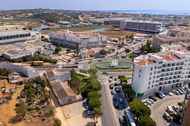 Moradia T6 para Venda em Lagos (São Sebastião e Santa Maria) Foto 7