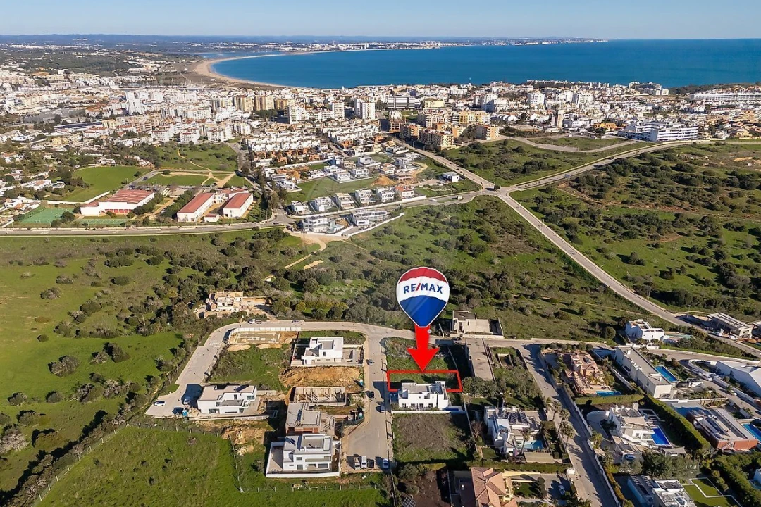Terreno para Venda em Lagos (São Sebastião e Santa Maria) Foto 3