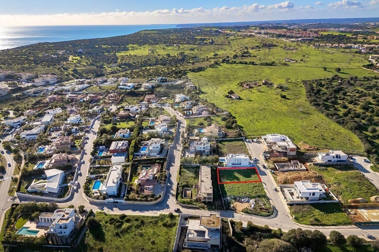 Terreno para Venda em Lagos (São Sebastião e Santa Maria) Foto 5