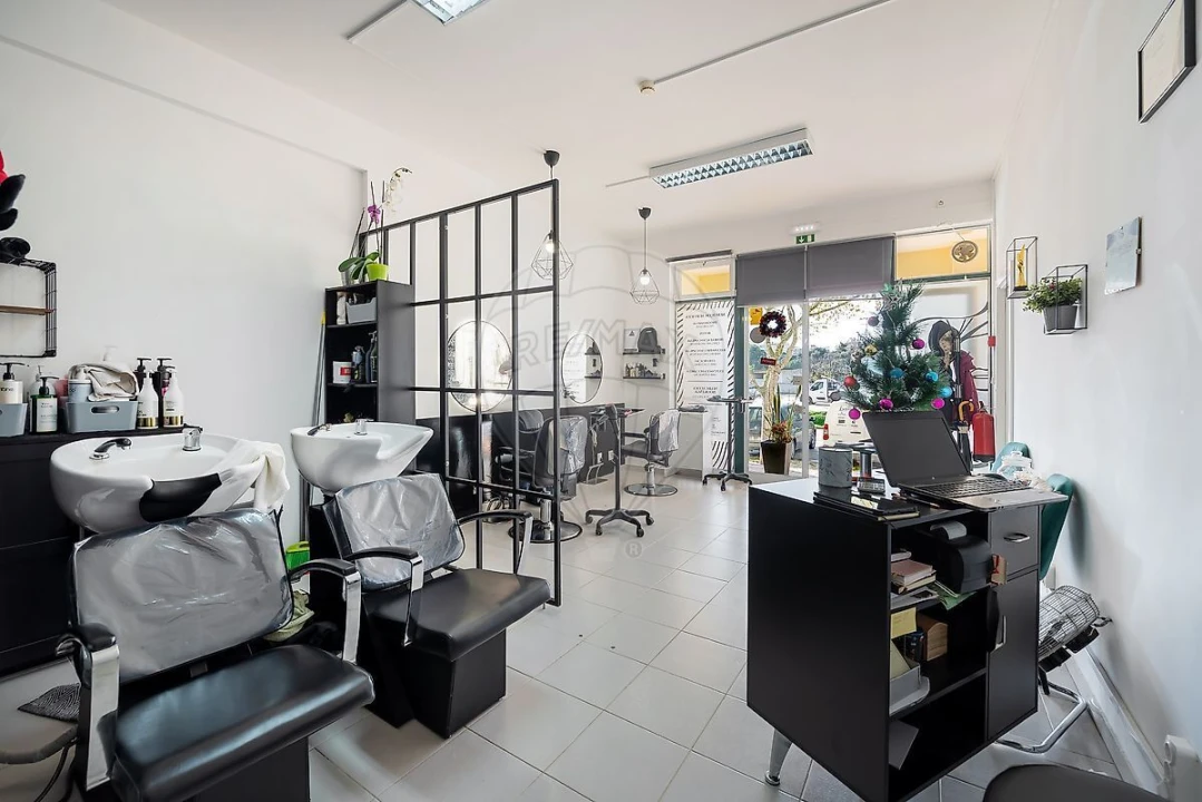 Loja para Venda em Lagos (São Sebastião e Santa Maria) Foto 7