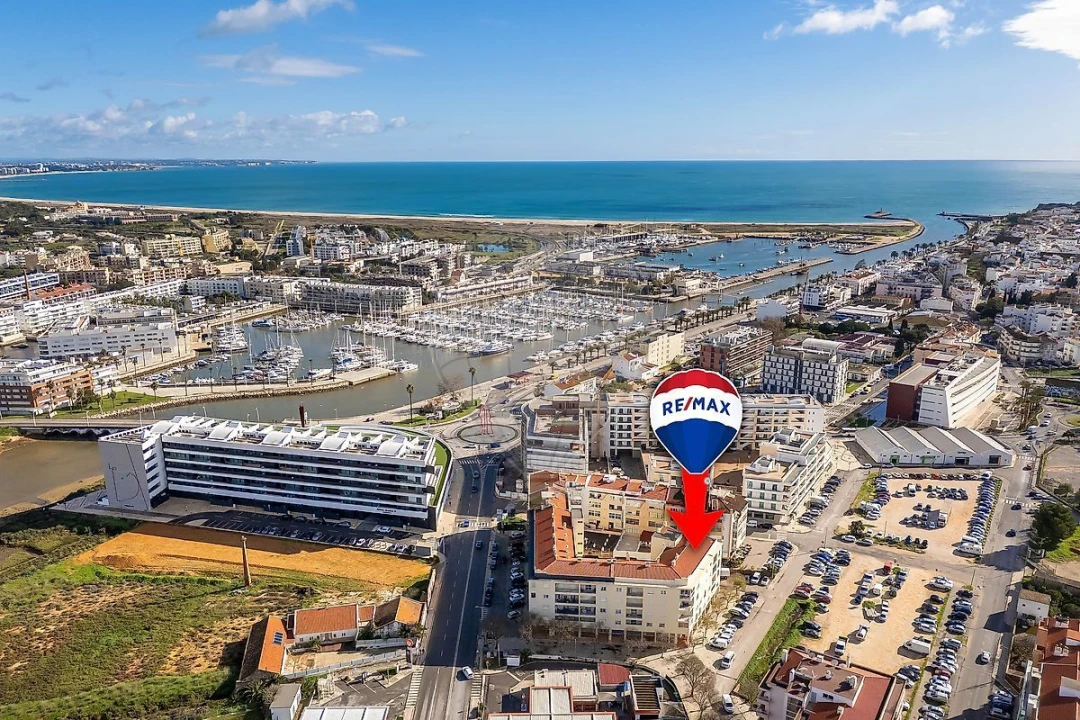Loja para Venda em Lagos (São Sebastião e Santa Maria) Foto 1