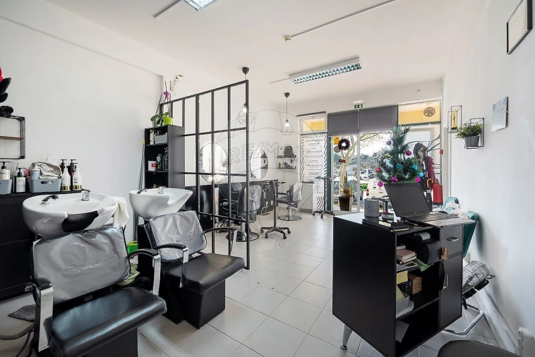 Loja para Venda em Lagos (São Sebastião e Santa Maria) Foto 7