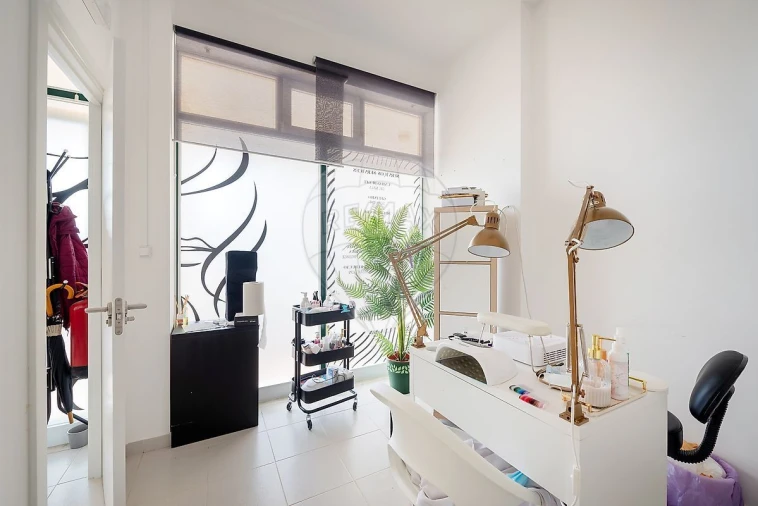 Loja para Venda em Lagos (São Sebastião e Santa Maria) Foto 11