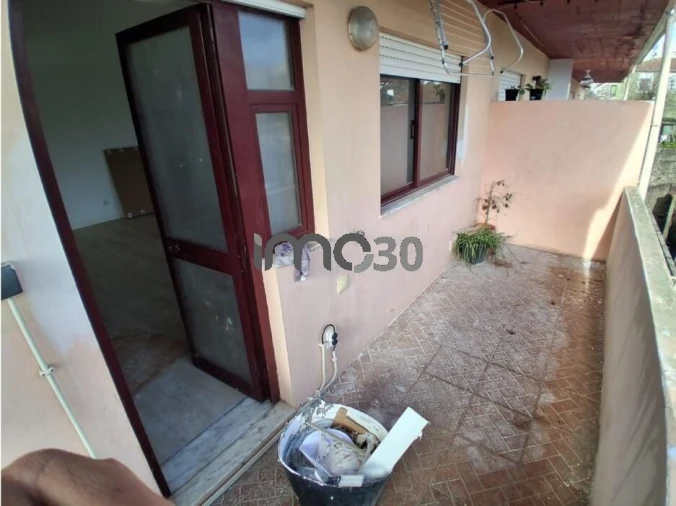 Apartamento T2 para Venda em Rio Tinto Foto 3