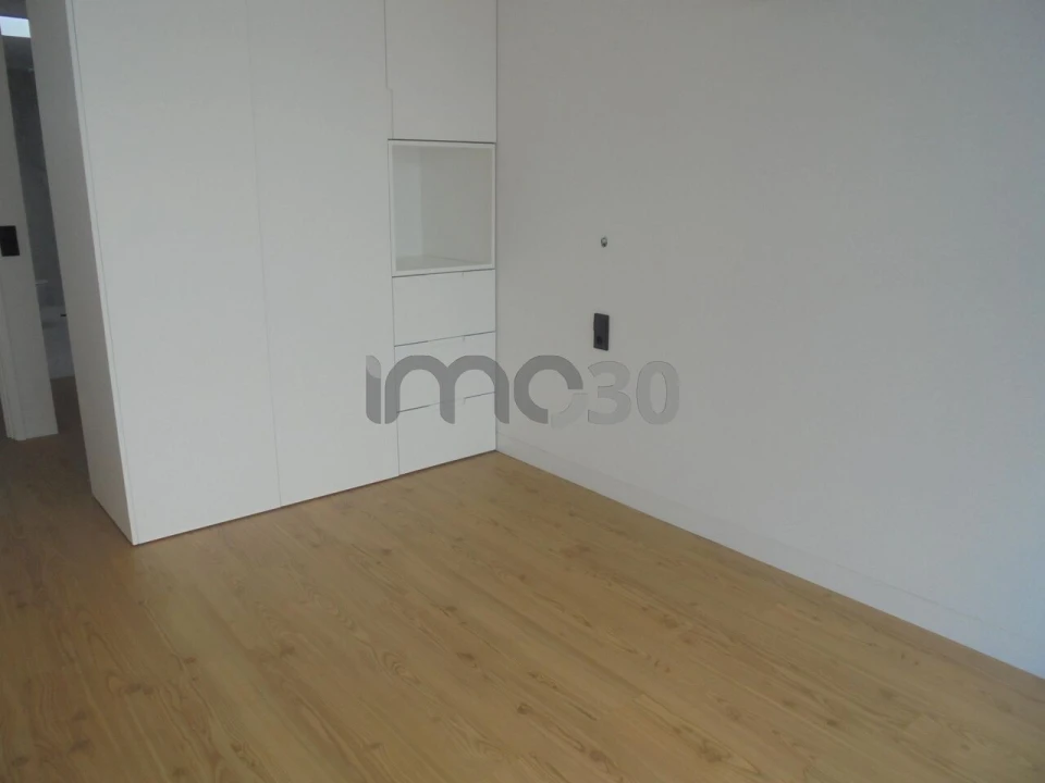 Moradia T2 para Venda em Aguas Santas Foto 5