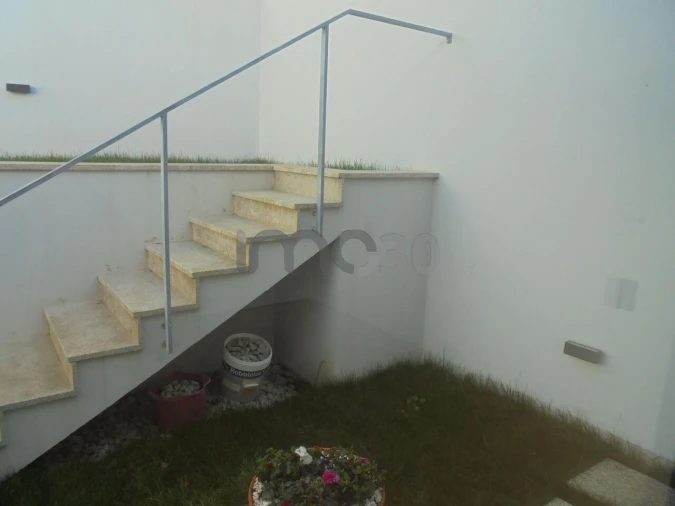 Moradia T2 para Venda em Aguas Santas Foto 3