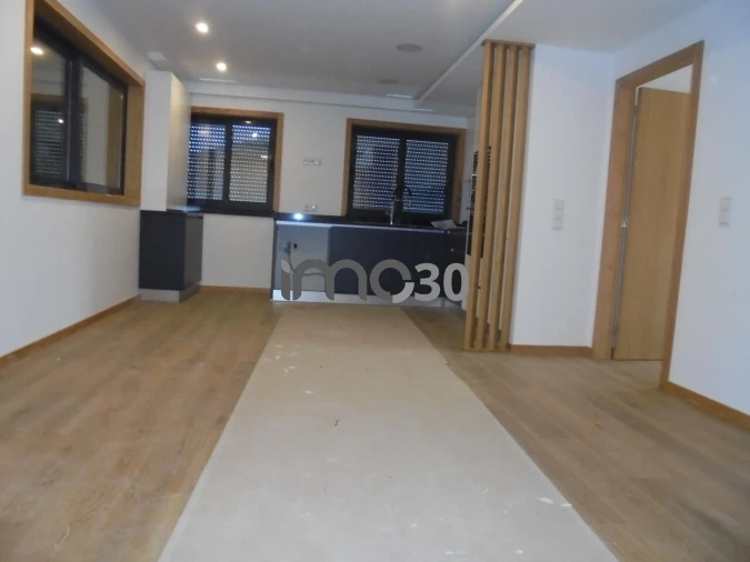 Apartamento T2 para Venda em Rio Tinto Foto 2