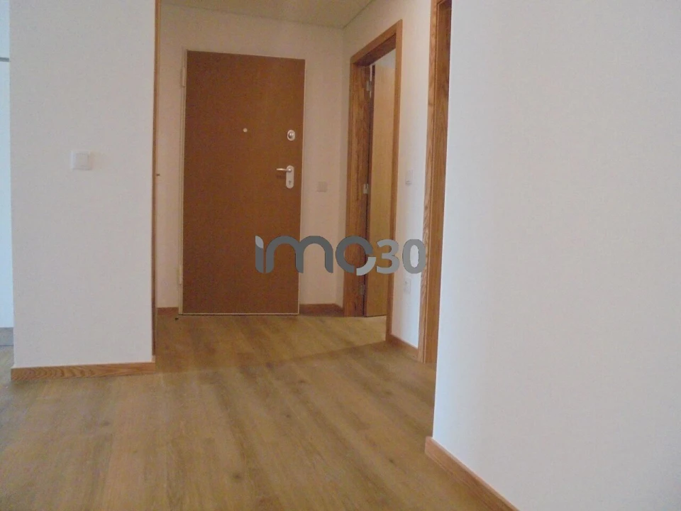 Apartamento T3 para Venda em Rio Tinto Foto 4