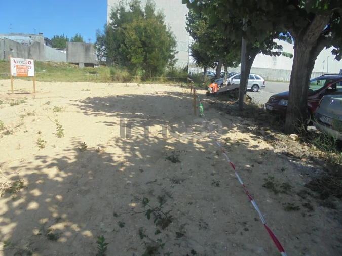 Terreno para Venda em Ermesinde Foto 3