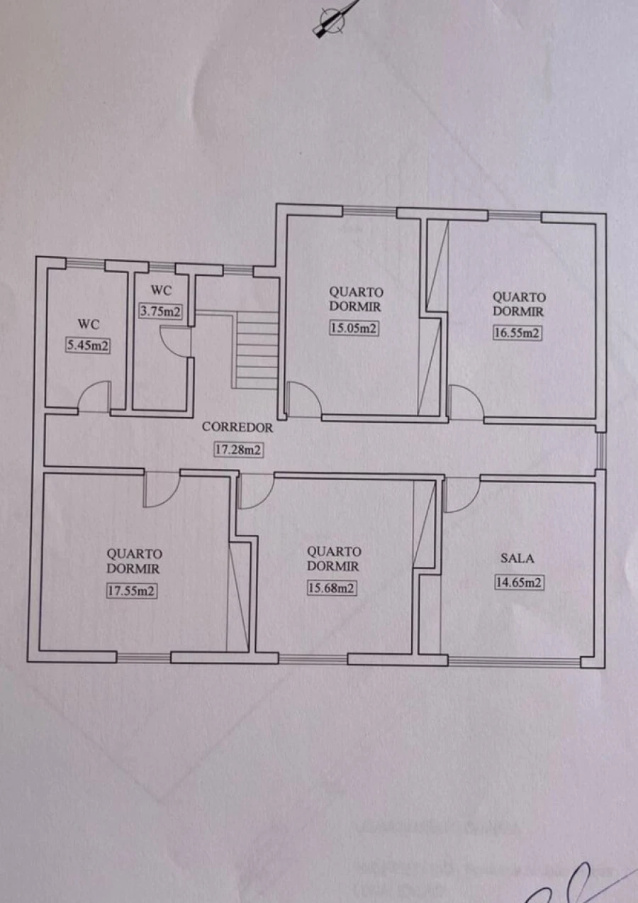 Moradia T4 para Venda em Calheta Foto 34