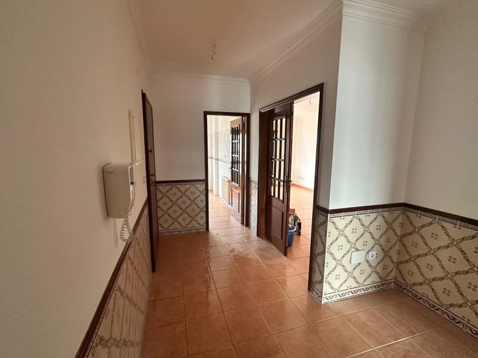 Apartamento T2 para Venda em São João Baptista Foto 3