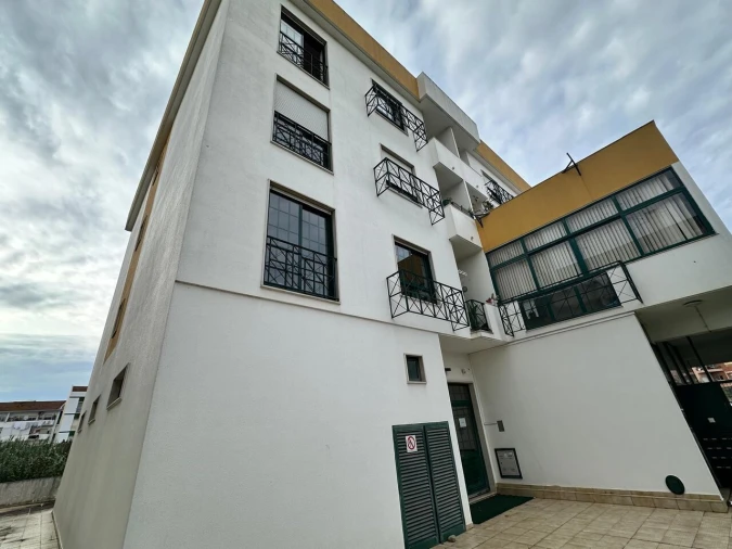 Apartamento T2 para Venda em São João Baptista Foto 1
