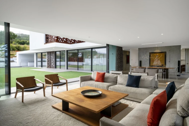 Moradia T5 para Venda em Famalicão Foto 3