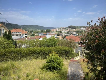 Moradia T4 para Venda em Caranguejeira