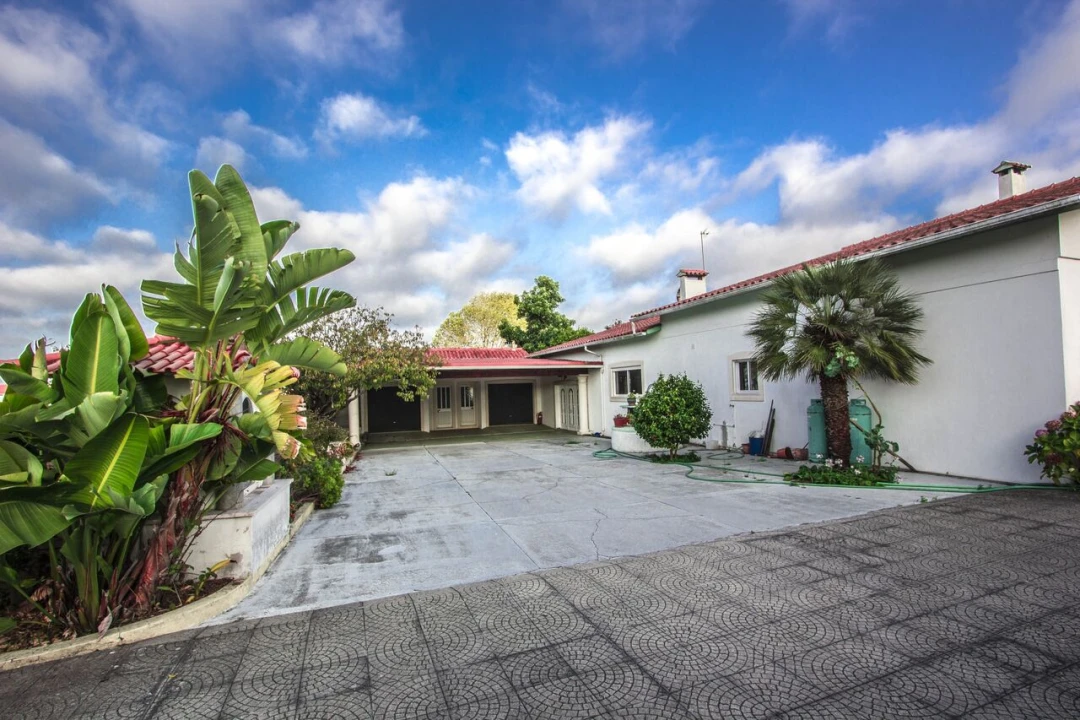 Quinta T5 para Venda em Marinha Grande Foto 1