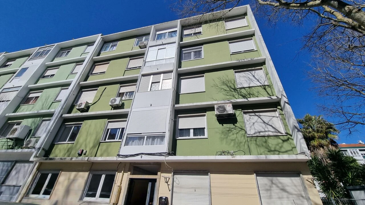 Apartamento T2 para Venda em Benfica Foto 10