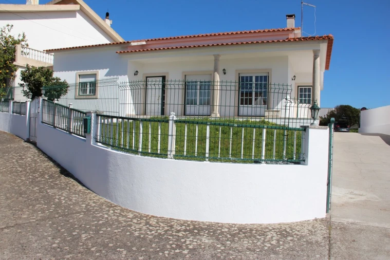 Moradia T3 para Venda em Alfeizerão Foto 5