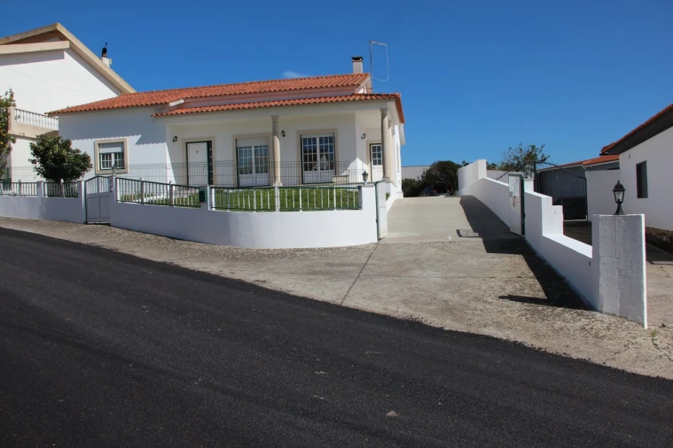 Moradia T3 para Venda em Alfeizerão