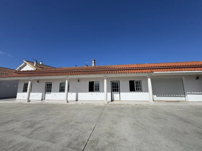 Moradia T3 para Venda em Alfeizerão Foto 8